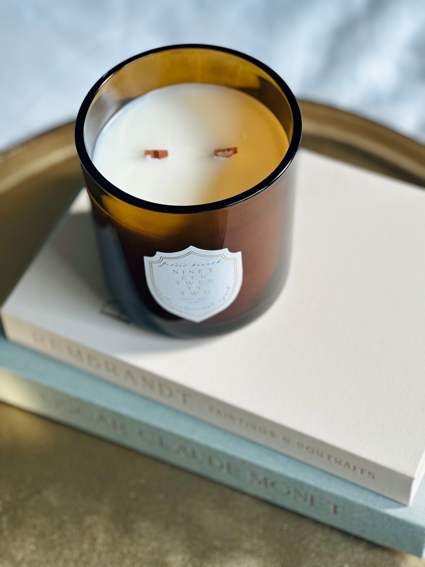 'Gilded Hearth' Large Wood Wick Candle